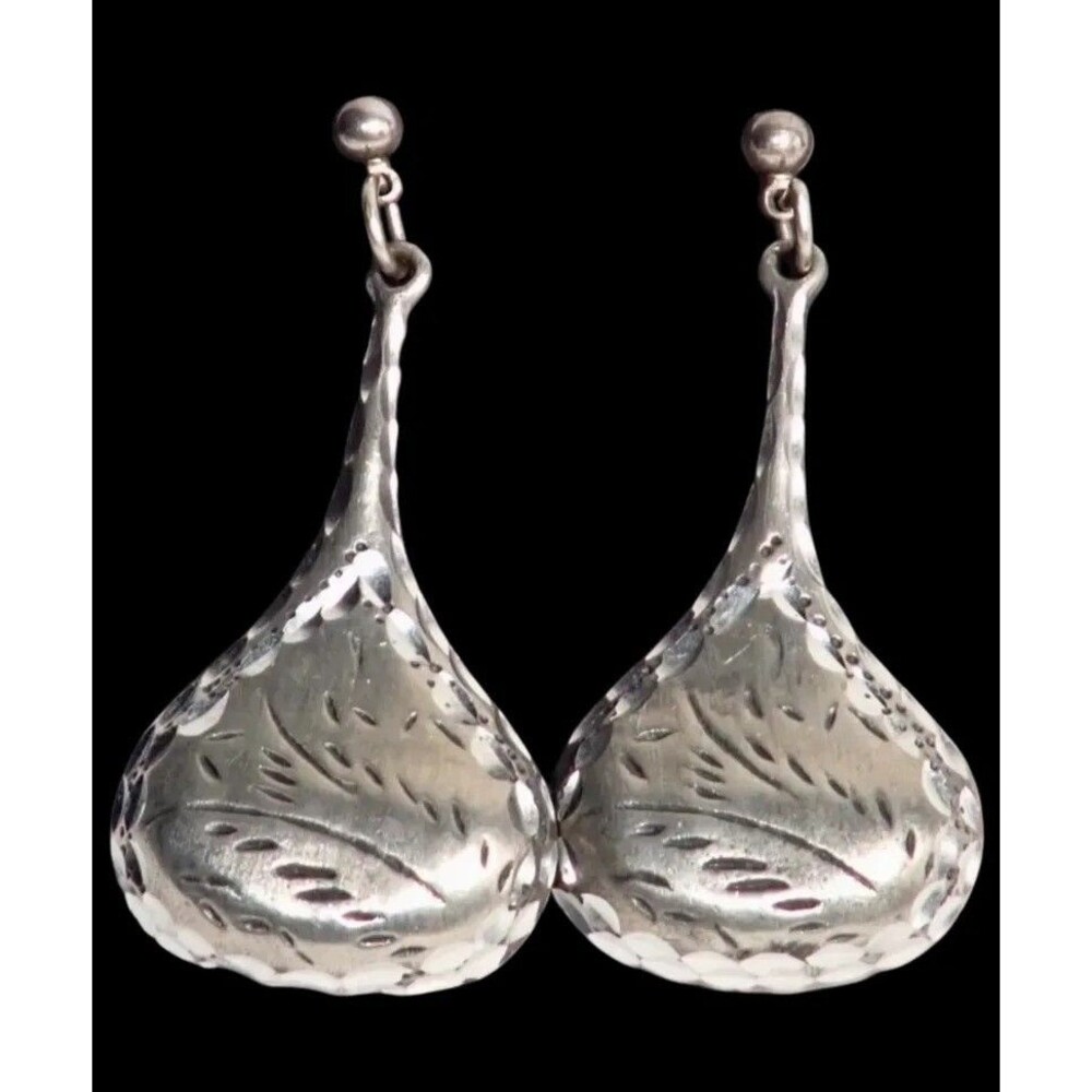 Sterling Silver .925 Tear Drop Dangle Earrings Diamond Cut Wheat Leaf Pattern 2"
